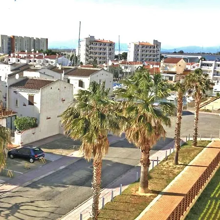 Port Canigó 344 Apartman *
